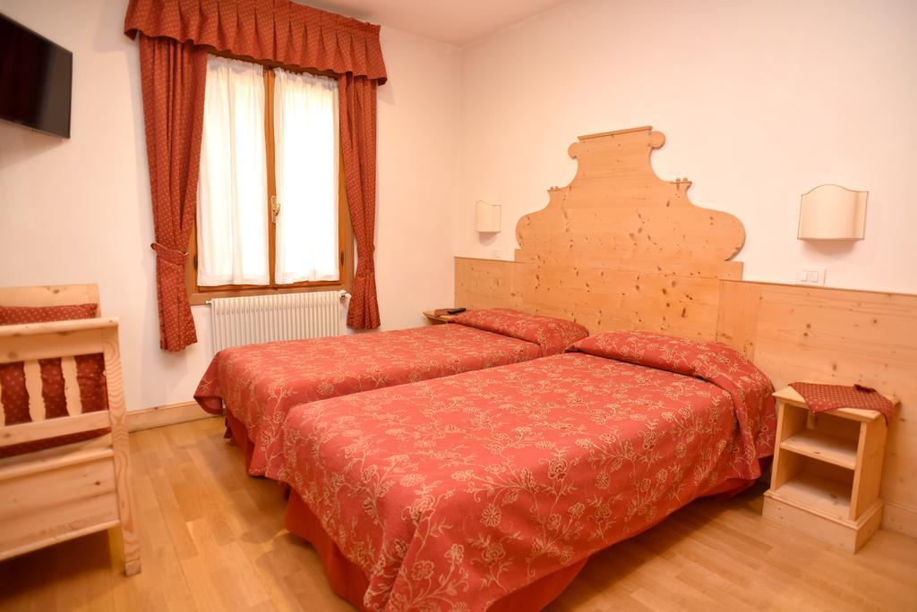 Albergo Da Gildo Follina Екстериор снимка
