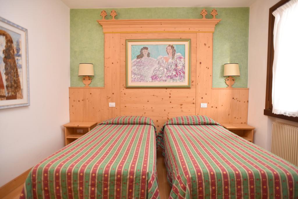 Albergo Da Gildo Follina Екстериор снимка